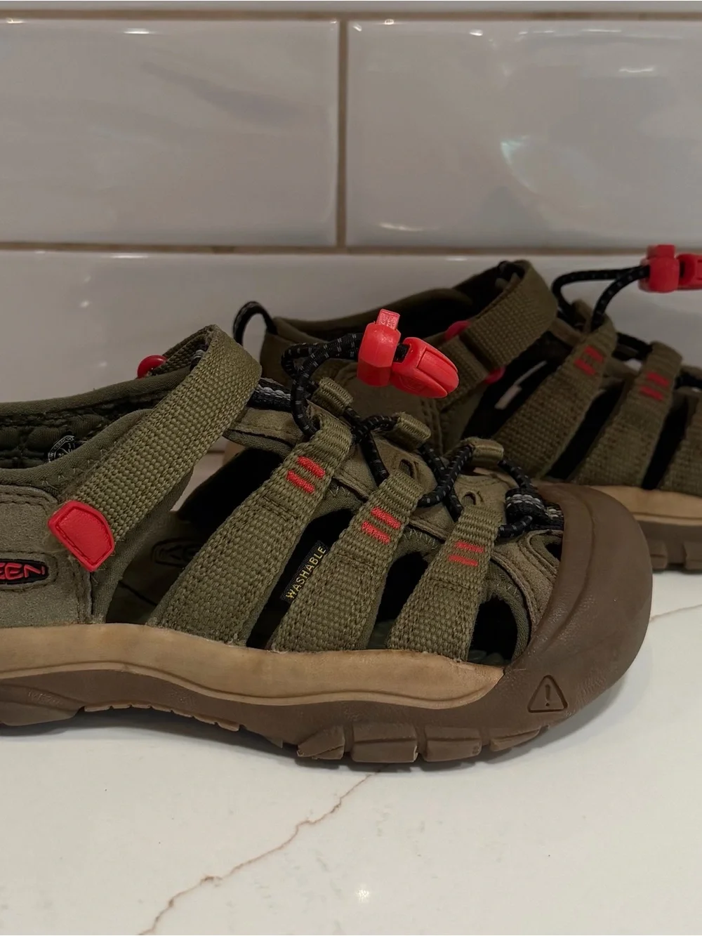 KEEN Little Kids Newport H2 Sandals Martini Olive & Aura Orange, Size 11